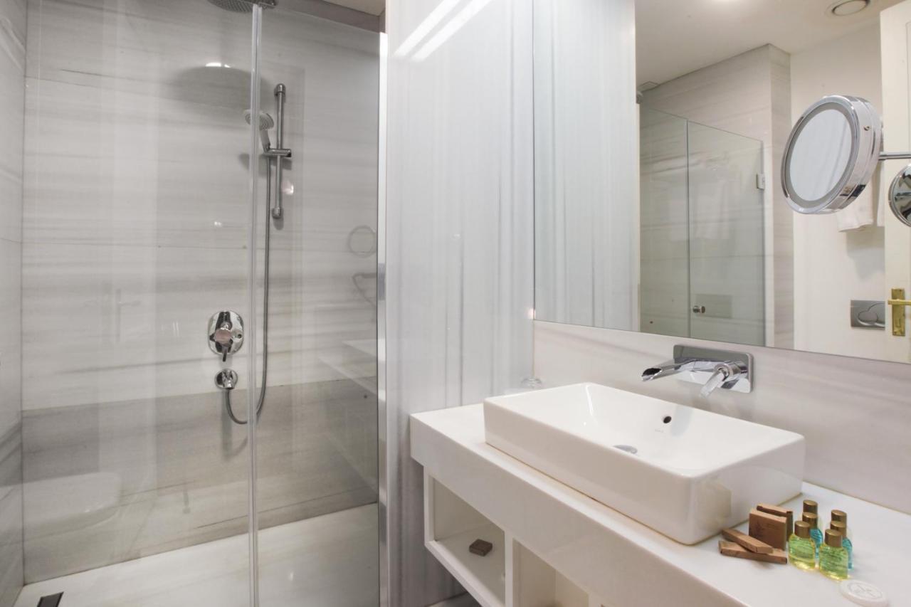 Lina Hotel Taksim Pera Istanbul Exterior photo