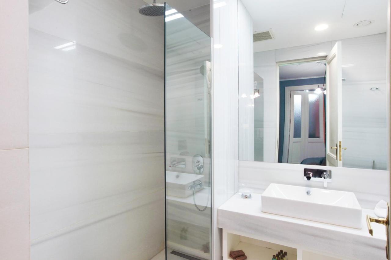 Lina Hotel Taksim Pera Istanbul Exterior photo